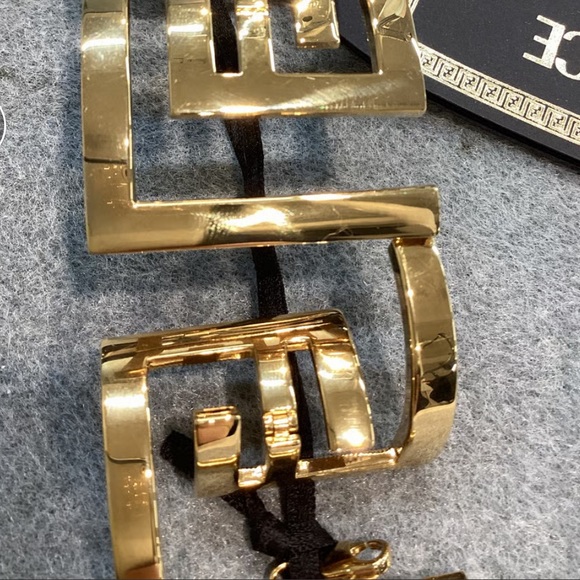 Versace x Fendi: FF Bangle Jumbo Logo Wide Gold Bracelet - Picture 15 of 16